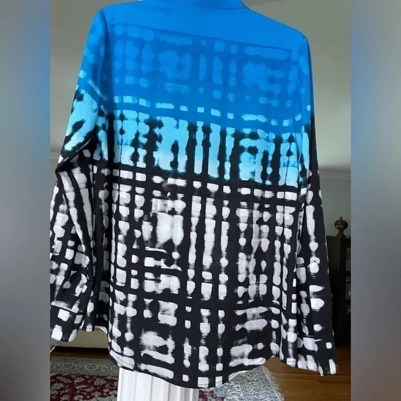 Calvin Klein women’s long sleeve v-neck thin aqua blue, black and white blouse - Picture 2 of 7